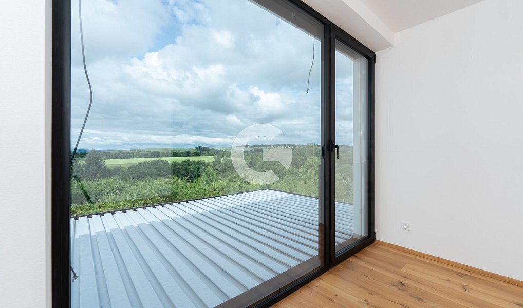 Prodej domu 178 m² s pozemkem 192 m², Zlín – náhled fotky 22