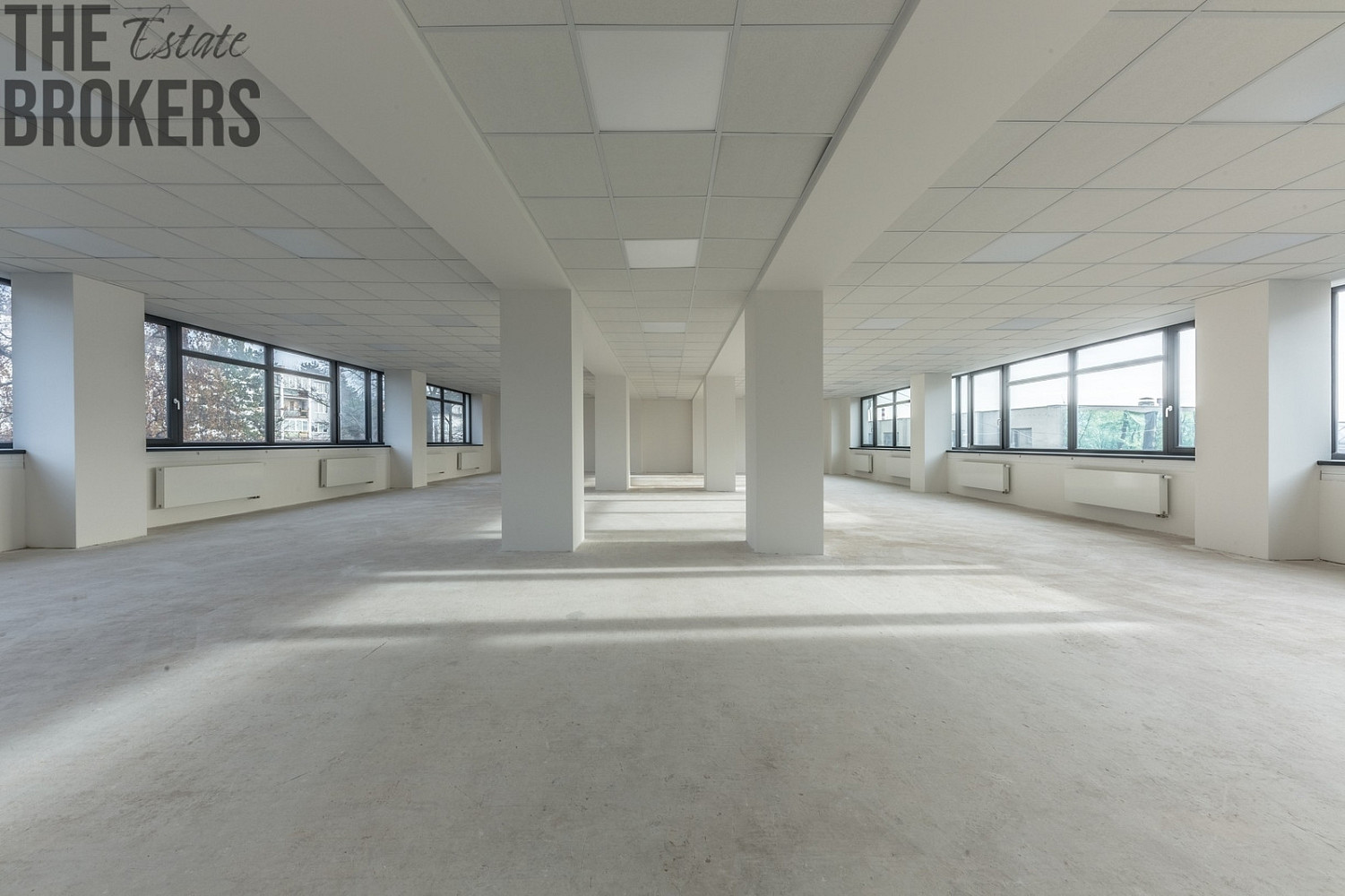 Pronájem kanceláře 375 m² – další