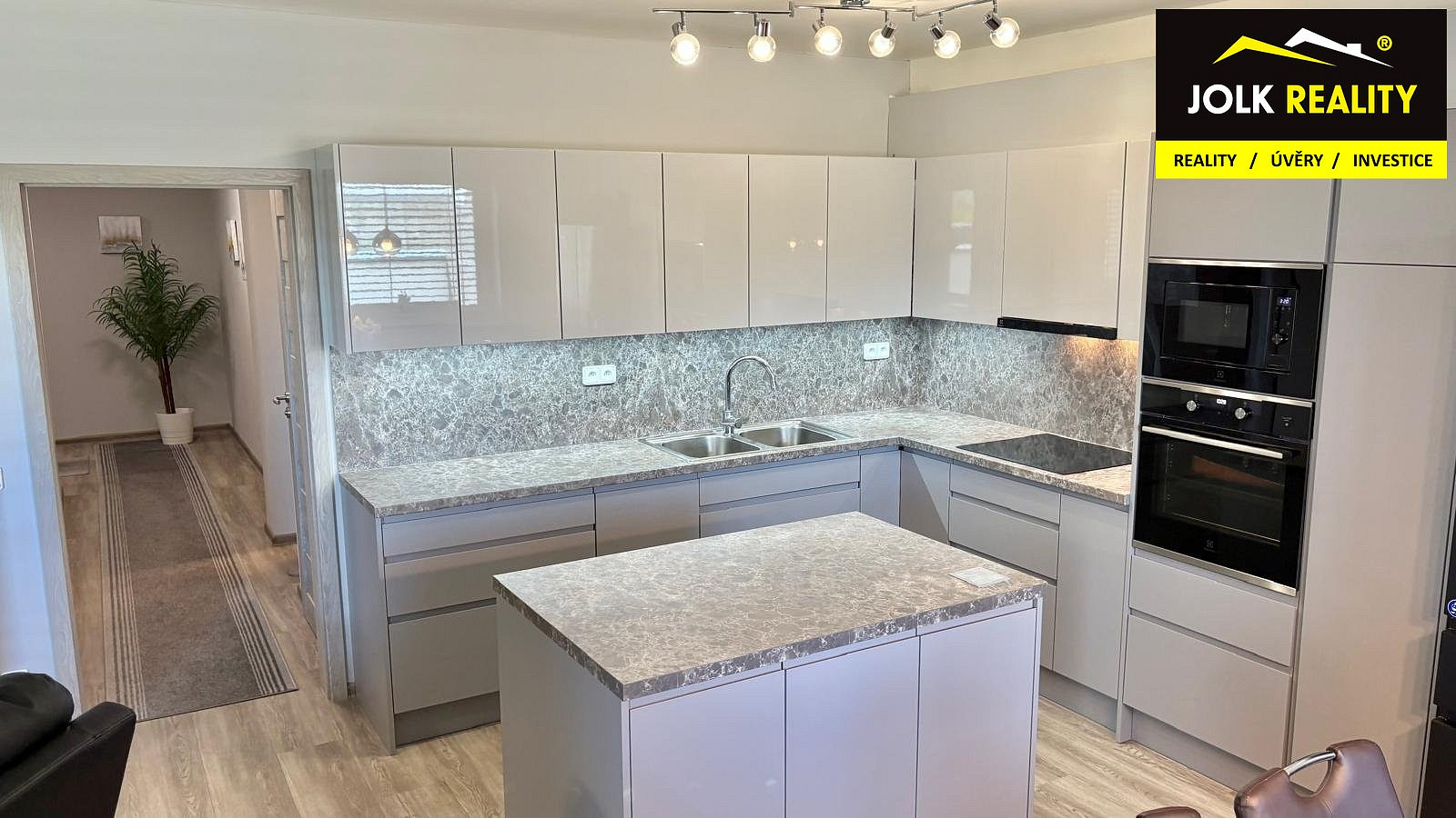 Prodej bytu 4+kk 111 m² – fotografie 5