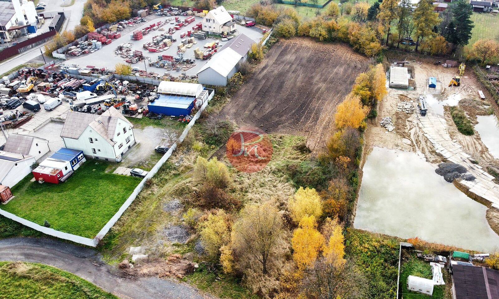 Prodej komerčního pozemku 6 112 m²