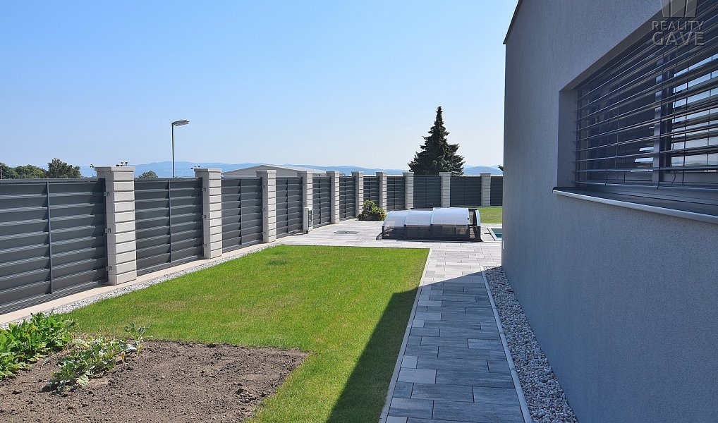 Prodej domu 134 m² s pozemkem 747 m², Krupka – náhled fotky 11