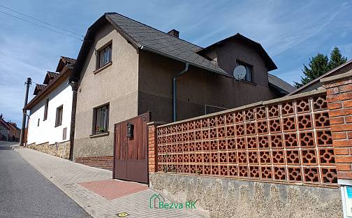 Prodej domu 131 m² s pozemkem 302 m², Stará Zvonice, Zdice, okres Beroun