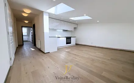 Pronájem bytu 3+kk 83 m²