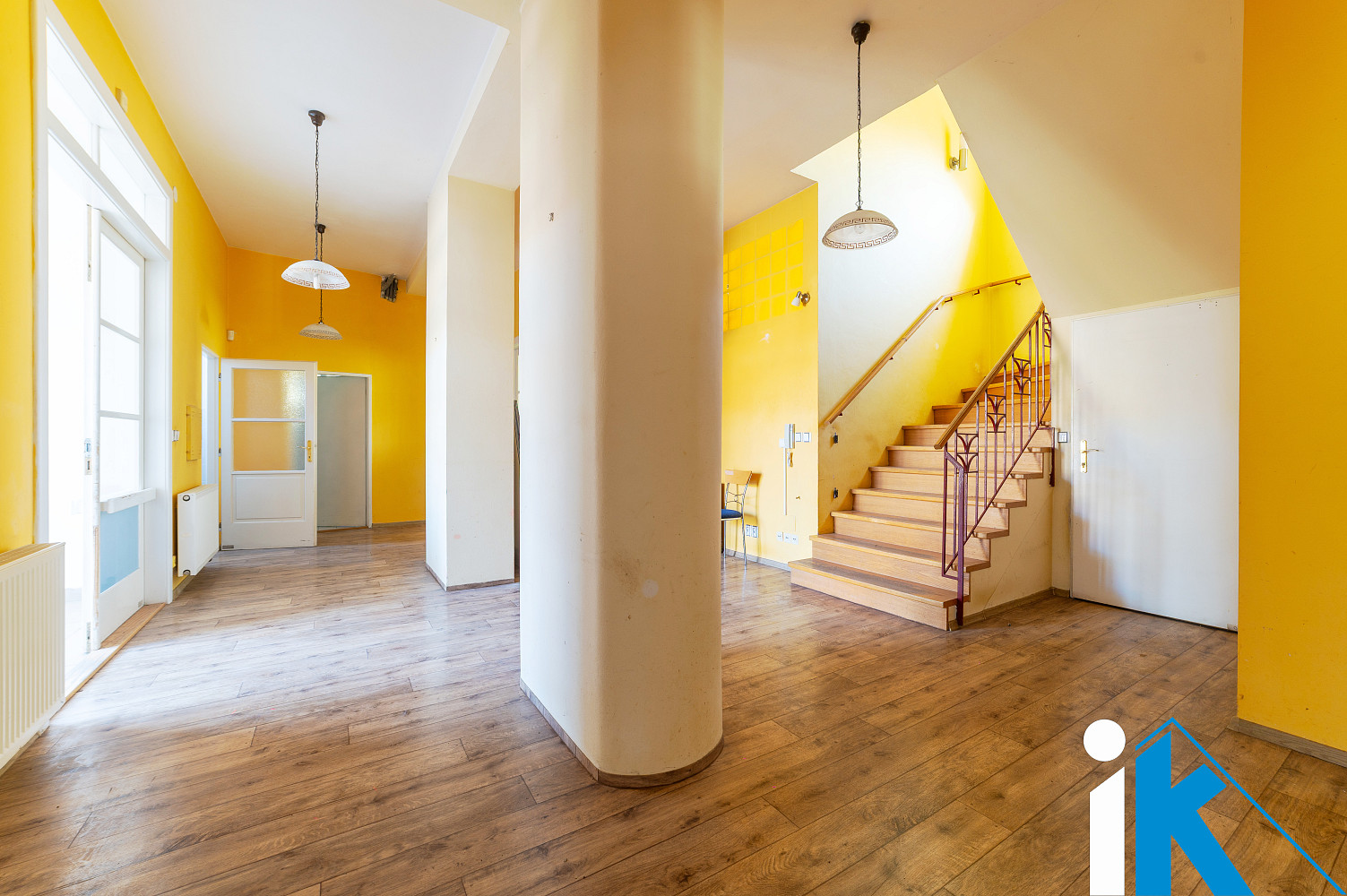 Prodej vily 198 m² s pozemkem 1 150 m² — photo 4