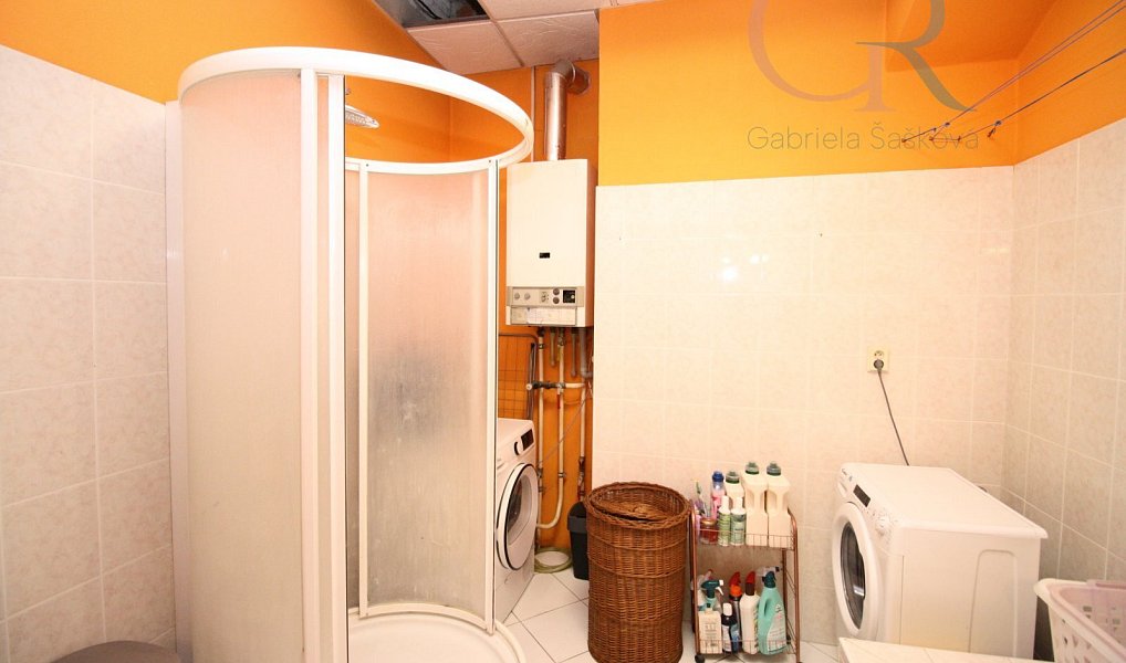 Pronájem bytu 4+1 102 m², Plzeň – náhled fotky 9