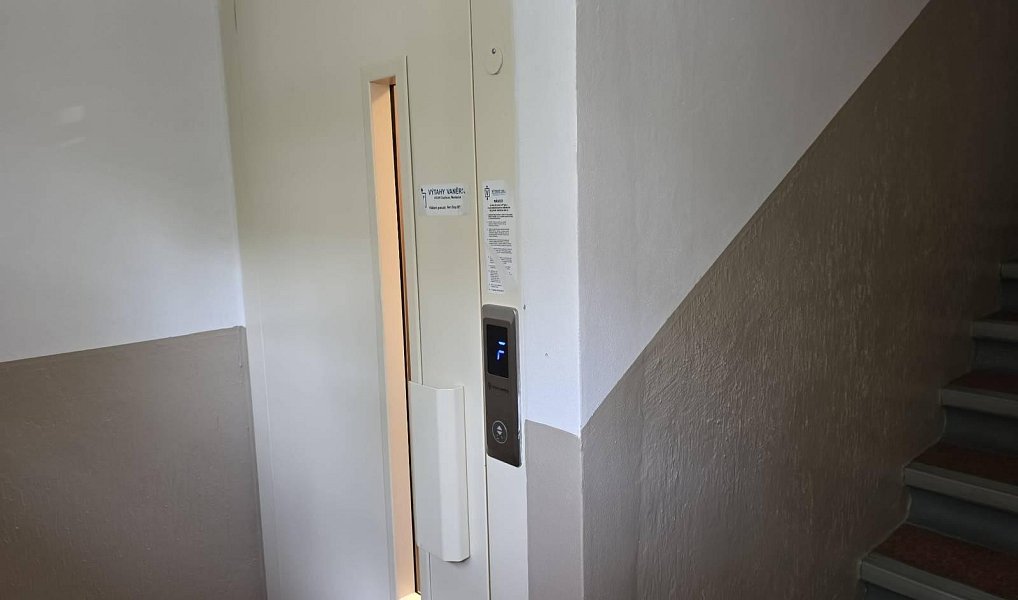 Pronájem bytu 2+1 56 m², Chomutov – náhled fotky 21