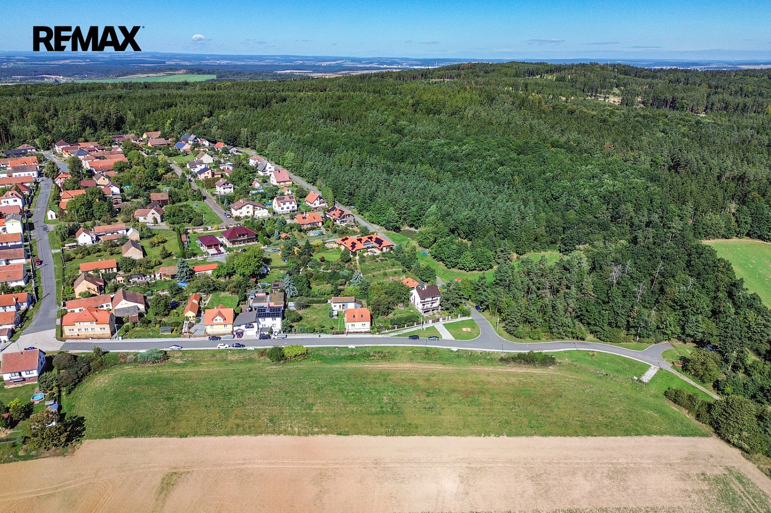 Prodej stavebního pozemku 732 m² – fotografie 5