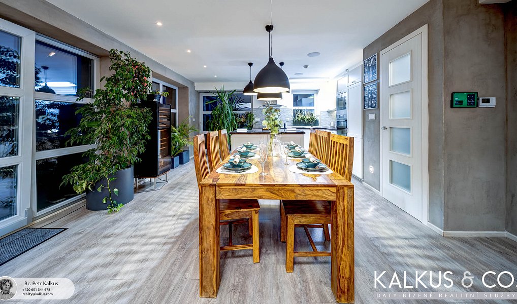 Prodej domu 214 m² s pozemkem 1 530 m², Blešno – náhled fotky 7
