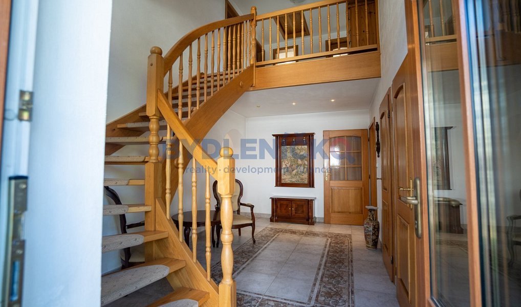 Prodej domu 248 m² s pozemkem 701 m², Volary – náhled fotky 6