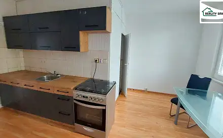 Pronájem bytu 3+1 65 m², Lesní, Cheb