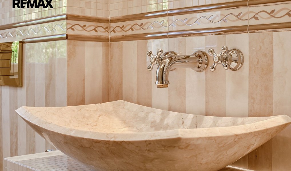 Prodej domu 432 m² s pozemkem 799 m², Karlovy Vary – náhled fotky 20