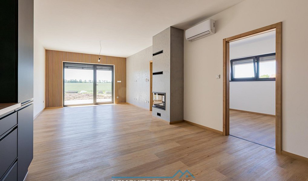 Prodej domu 81 m² s pozemkem 354 m², Znojmo – náhled fotky 6