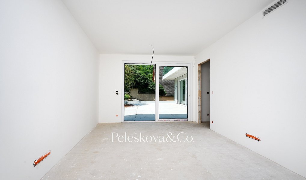Prodej bytu 5+kk 169 m², Praha – náhled fotky 17