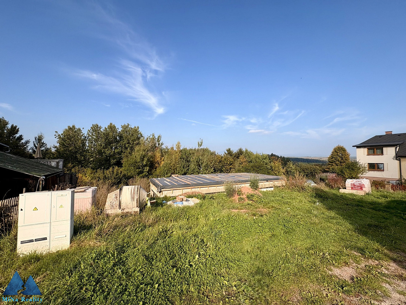 Prodej stavebního pozemku 1 470 m² – fotografie 3