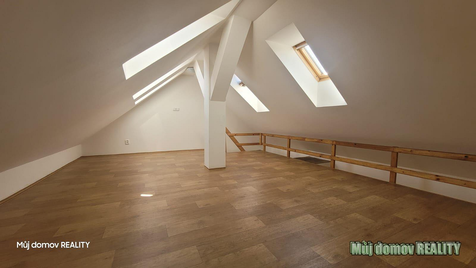 Pronájem bytu 3+kk 85 m² – fotografie 3
