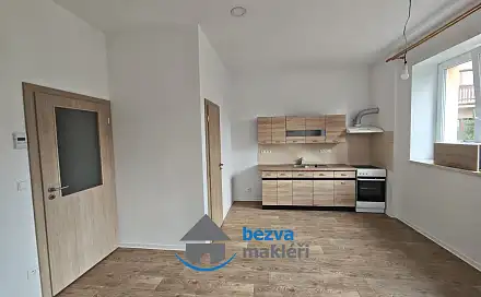 Pronájem bytu 2+kk 42 m²