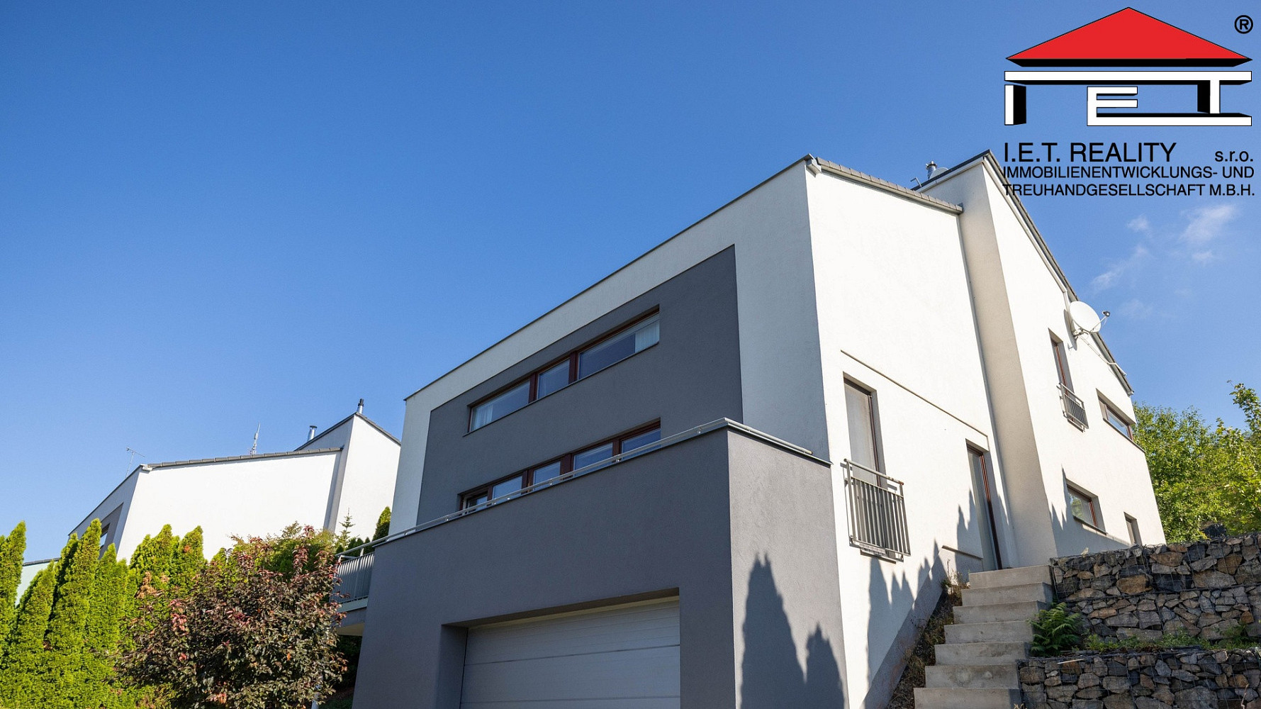 Prodej domu 326 m² s pozemkem 2 960 m² – fotografie 2