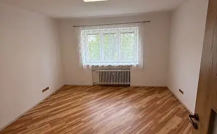 Prodej bytu 1+kk 23 m², Matouše Václavka, Vsetín