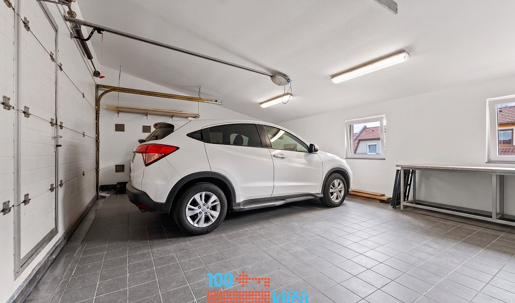 Prodej domu 186 m² s pozemkem 344 m², Jindřichův Hradec – náhled fotky 27