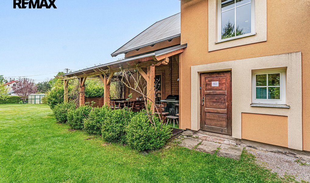 Prodej domu 161 m² s pozemkem 2 099 m², Vrchlabí – náhled fotky 2