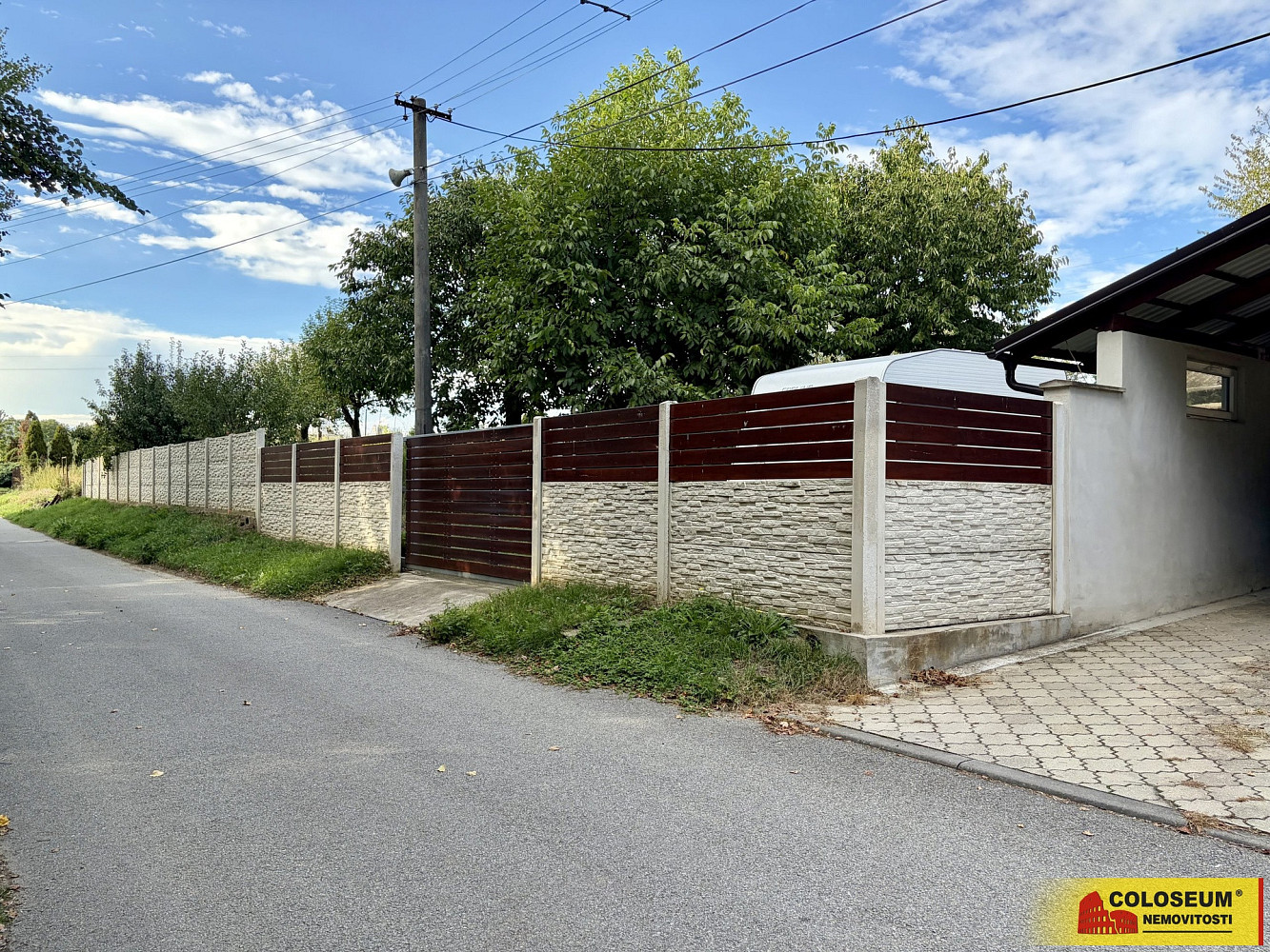 Prodej stavebního pozemku 726 m²