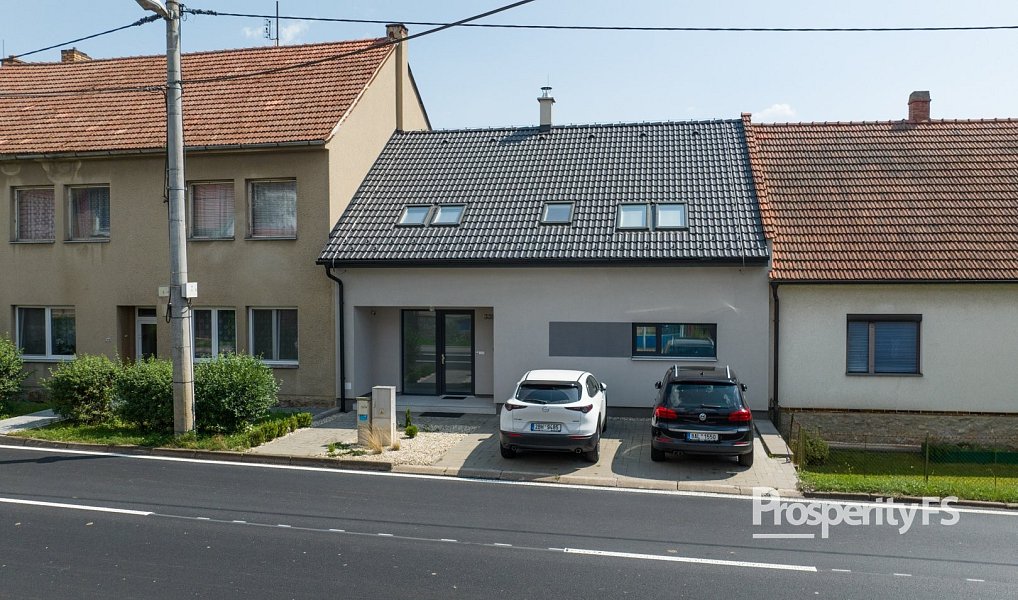 Prodej domu 176 m² s pozemkem 647 m², Knínice – náhled fotky 26