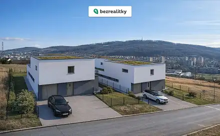 Prodej stavebního pozemku 750 m², Sýkory I, Zlín - Prštné