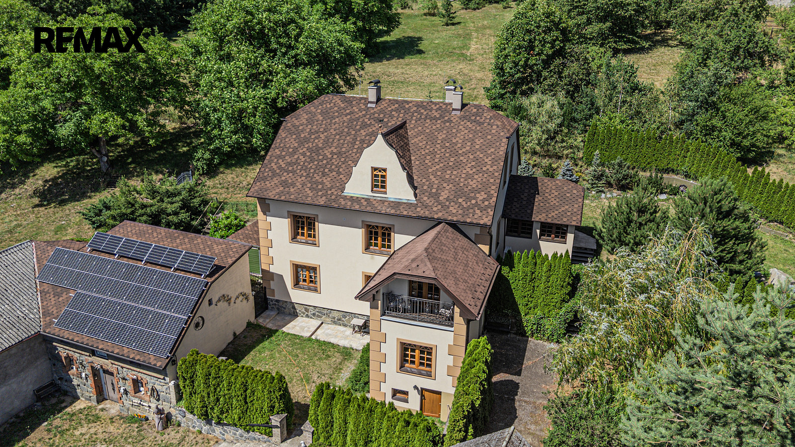 Prodej domu 350 m² s pozemkem 9 285 m², Nový Knín