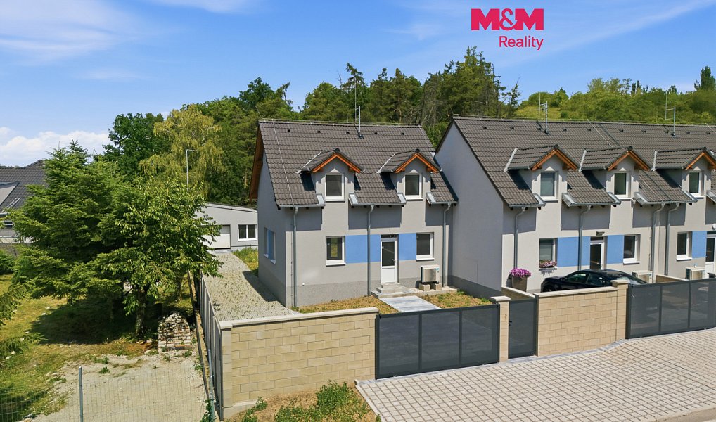 Prodej domu 104 m² s pozemkem 528 m², Kladno – fotka 1 z 30