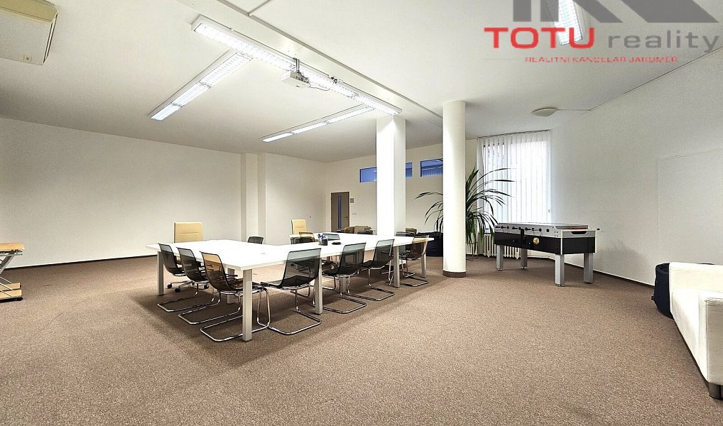 Pronájem obchodních prostor 155 m², Chrudim – náhled fotky 4