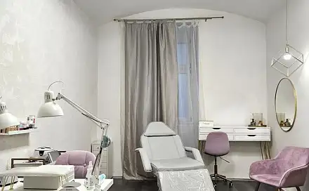 Pronájem obchodních prostor 10 m²