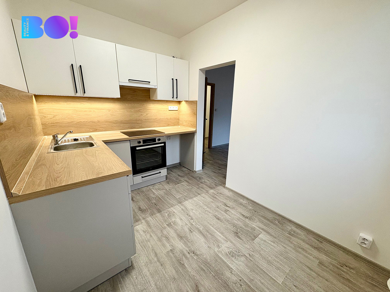 Pronájem bytu 2+1 43 m² – fotografie 2