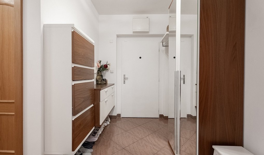 Prodej bytu 4+1 120 m², Praha – náhled fotky 20