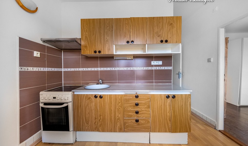 Prodej bytu 2+1 50 m², Týnec nad Sázavou – náhled fotky 5