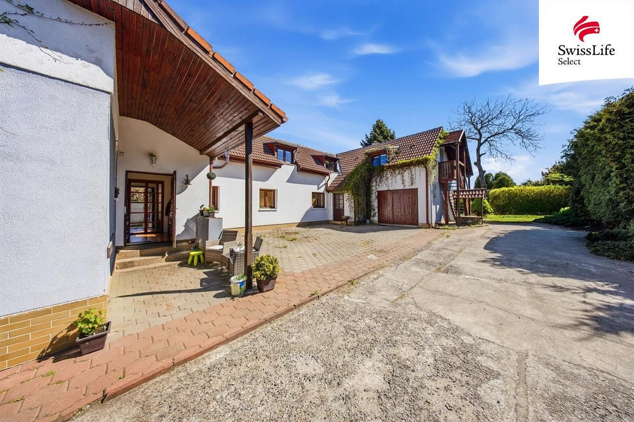 Prodej domu 336 m² s pozemkem 996 m² – fotografie 3