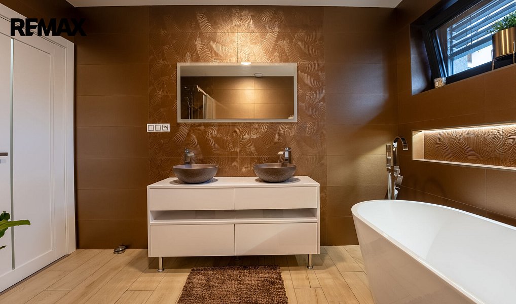 Prodej domu 172 m² s pozemkem 1 031 m², Jemnice – náhled fotky 18