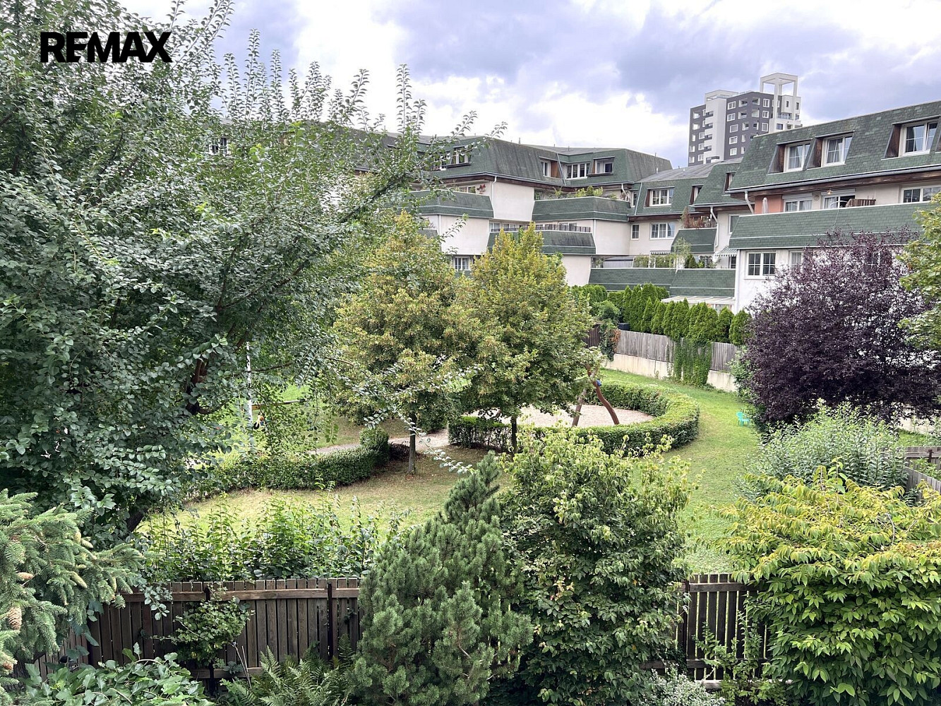 Pronájem bytu 4+kk 140 m² – fotografie 3
