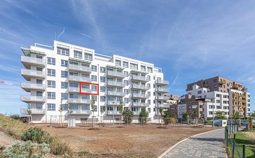 Prodej bytu 1+kk 40 m², Honzíkova, Praha 10 - Dolní Měcholupy