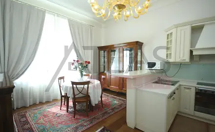 Pronájem bytu 3+kk 77 m², Truhlářská, Praha 1 - Nové Město