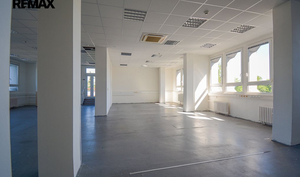 Pronájem kanceláře 172 m², Hradec Králové – náhled fotky 14