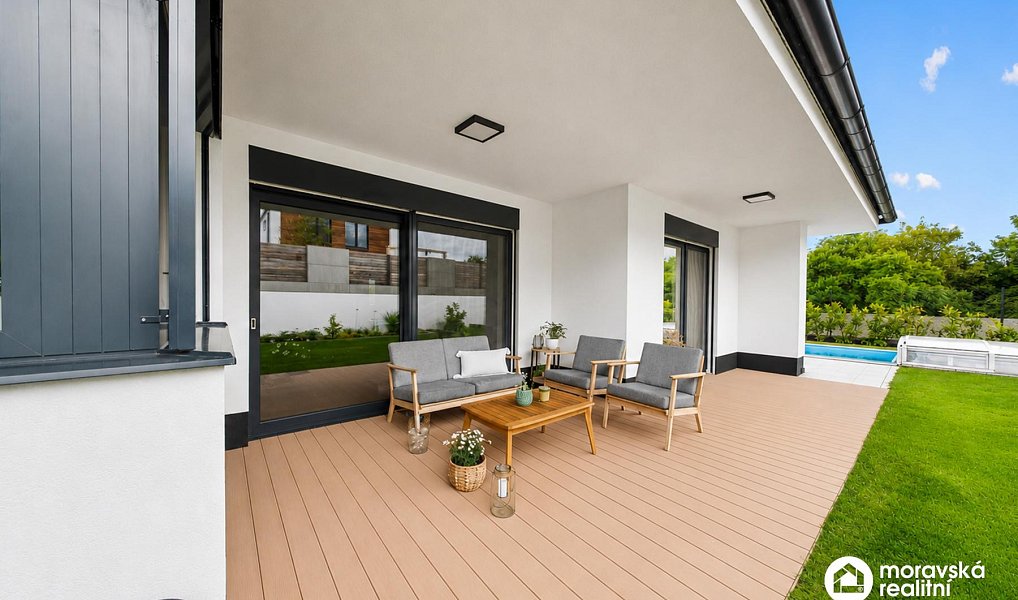 Prodej domu 199 m² s pozemkem 700 m², Hajany – náhled fotky 24