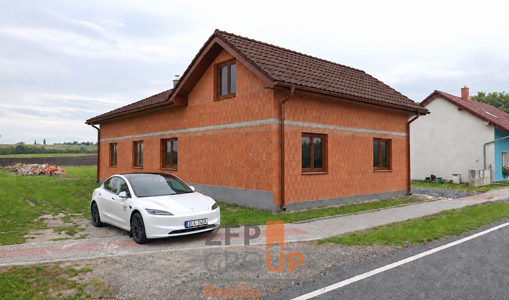 Prodej domu 262 m² s pozemkem 952 m², Opočnice – náhled fotky 2