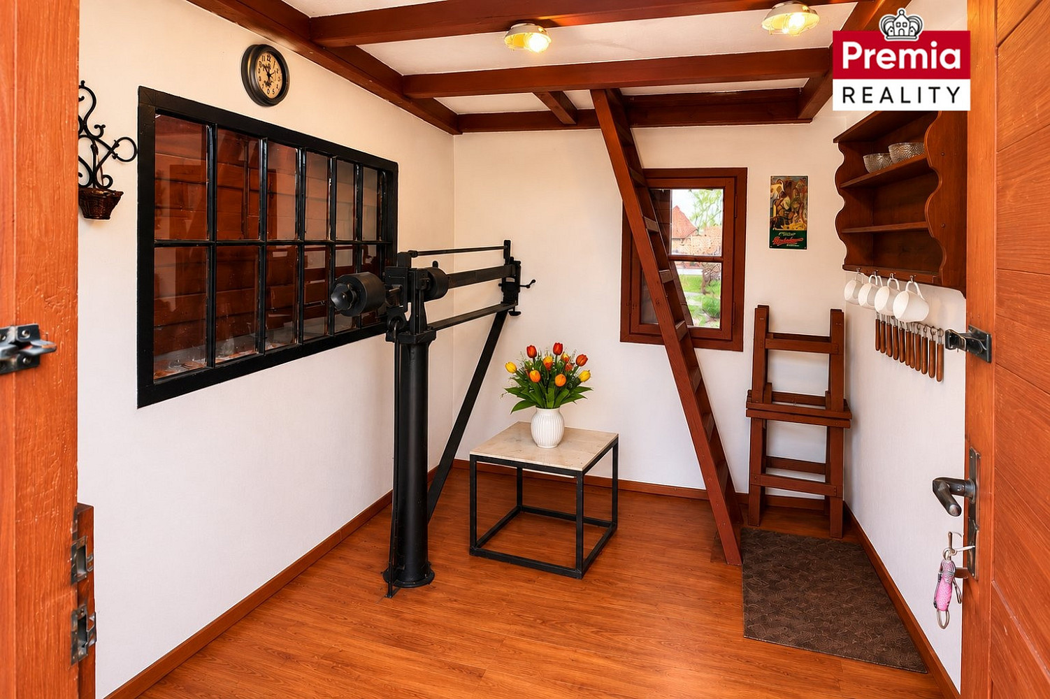 Prodej komerčního objektu (jiného typu) 24 m²