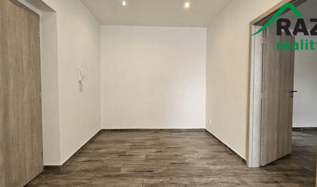 Prodej domu 263 m² s pozemkem 272 m², Plzeň – náhled fotky 2