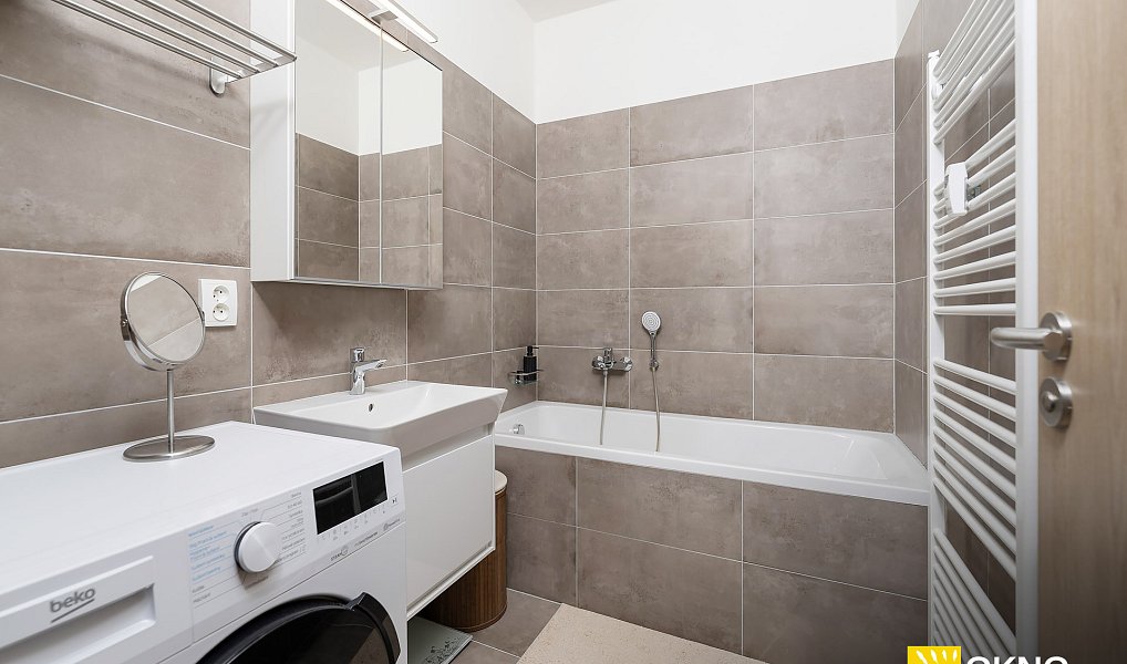 Prodej bytu 3+kk 88 m², Holubice – náhled fotky 4