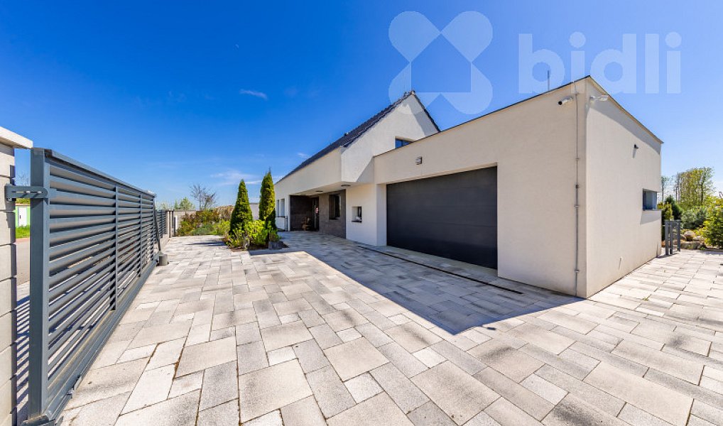 Prodej domu 379 m² s pozemkem 1 341 m², Horoměřice – náhled fotky 23