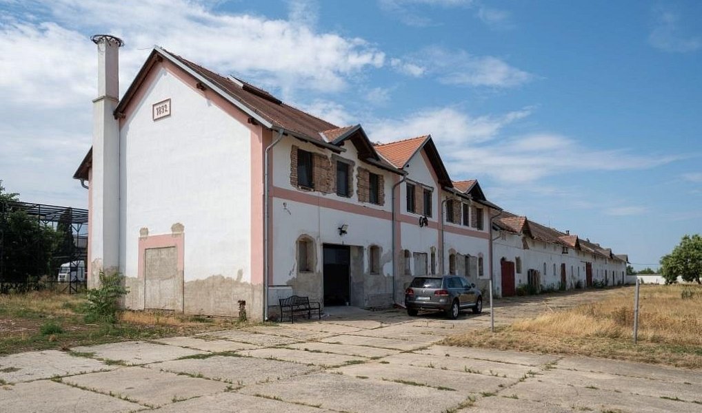 Prodej zemědělského objektu 5 889 m², Vlasatice – náhled fotky 28