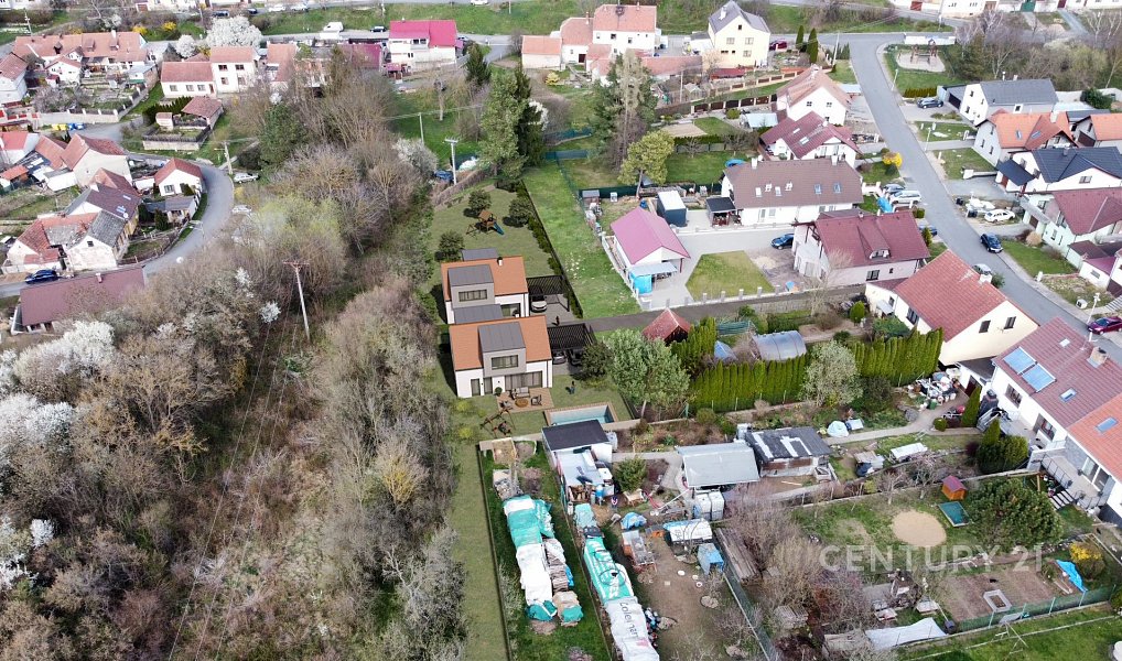 Prodej stavebního pozemku 880 m², Nová Ves – náhled fotky 7