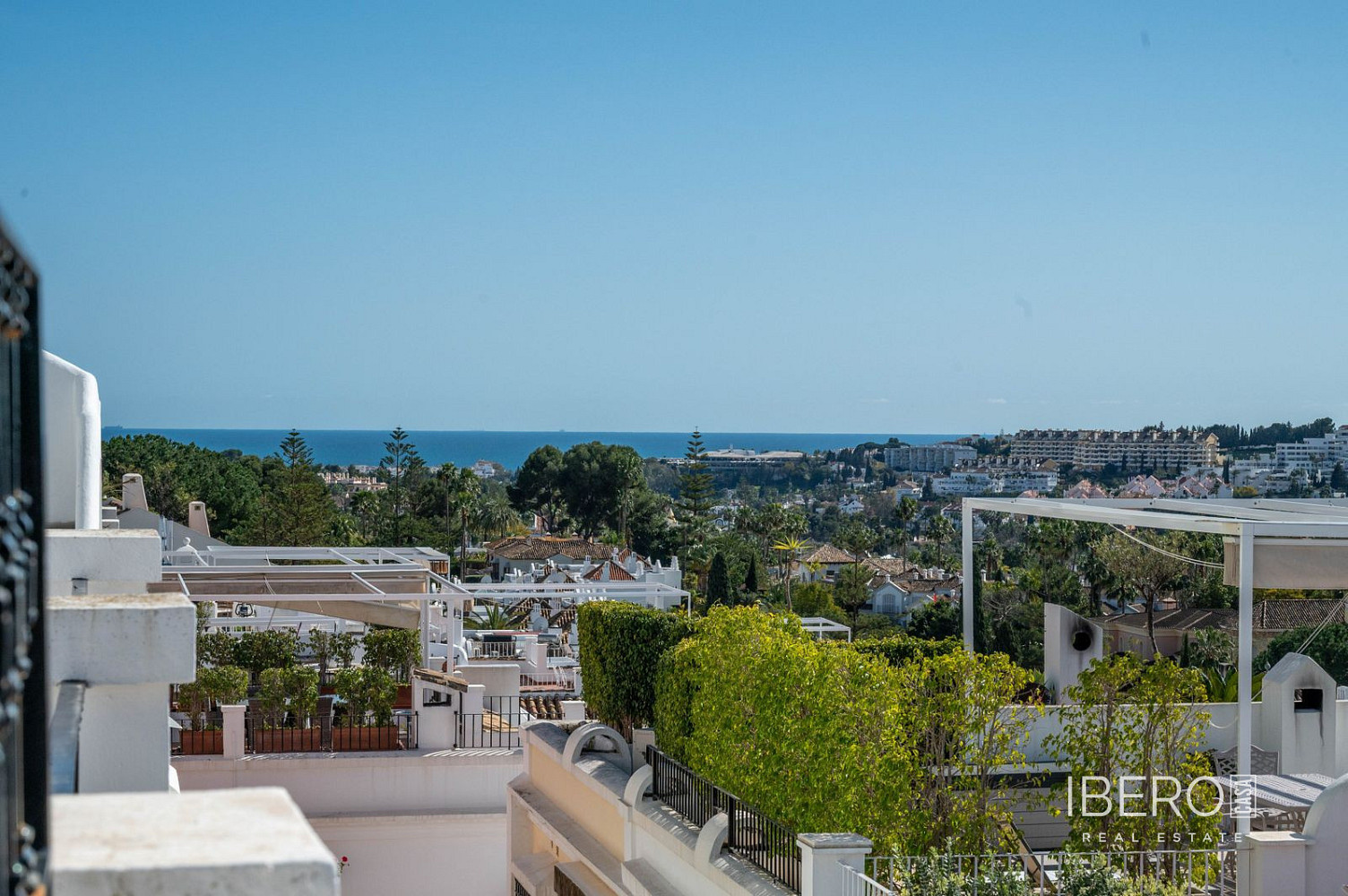 Casa 4+kk – Marbella, Nueva Andalucía - Vista 2