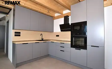 Pronájem bytu atypického 73 m², Slovanská, Plzeň - Východní Předměstí